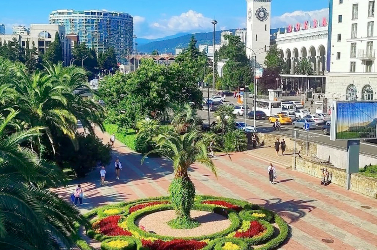 Авито Сочи квартира купить недорого