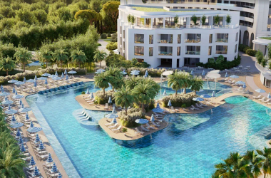 Зона у бассейна ГК «LIVINGSTON GRAND RESORT&SPA» (Ливингстоун)